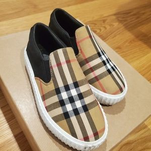 Authentic Burberry Kids Slip-on Sneakers Size 1